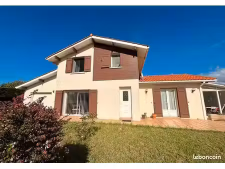 maison 5 pièces 136 m²
