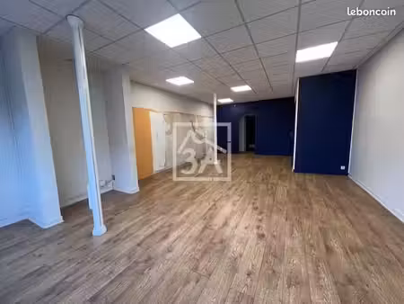 immeuble 16 pièces 326 m²