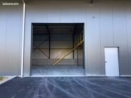 entrepôt neuf à louer 290 m2