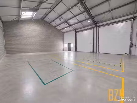local 240 m² lorient