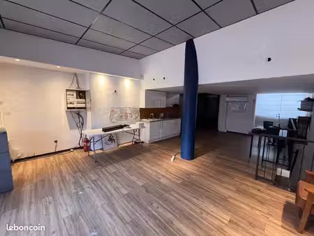 local commercial 109 m² toulon