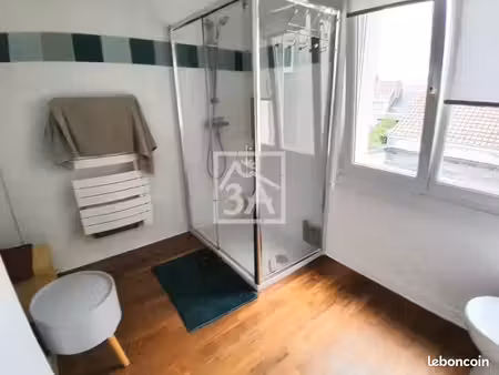 maison 8 pièces 100 m²