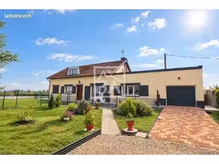 maison 8 pièces 160 m²