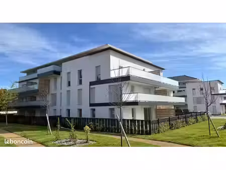 appartement 3 pièces 62 m2 récent 2025 - garage box inclus - dispo immédiate
