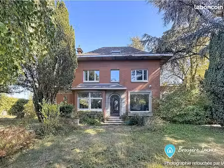 maison 7 pièces 200 m²