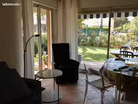 appartement cosy avec terrasse et jardin