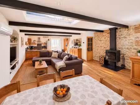 maison de caractère – 172 m² utiles – garage 124 m² – dpe b