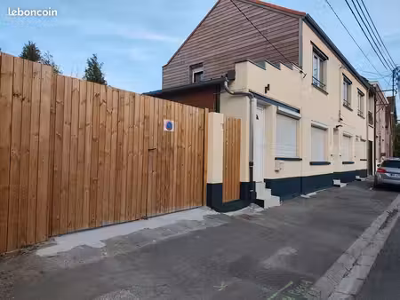 douvrin – immeuble de rapport – 4 maisons rénovées avec jardins – rentabilité brute 11 81 