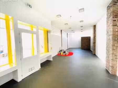 local commercial de 60m2 à louer