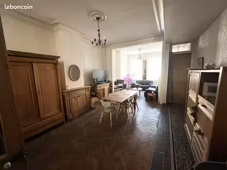 maison 6 pièces 177 m²