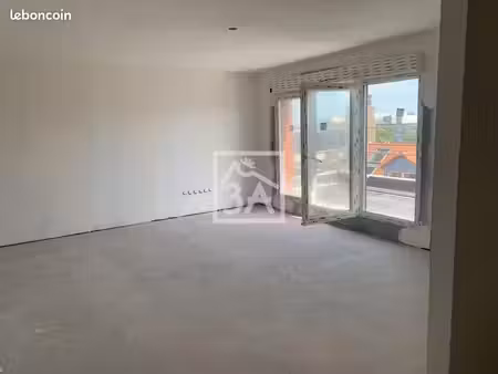 appartement 4 pièces 80 m²
