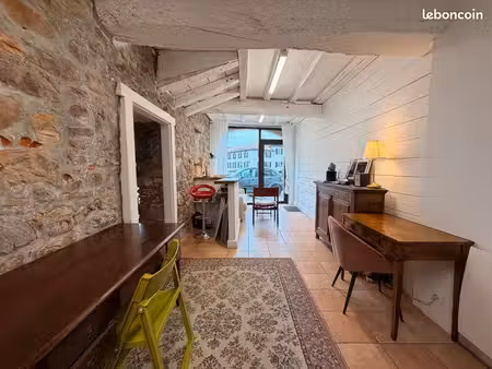 murs local commercial ascain