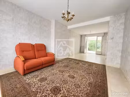 maison 7 pièces 144 m²