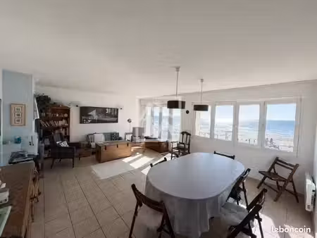 appartement 7 pièces 925 m²