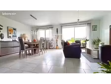 maison 5 pièces 90 m²