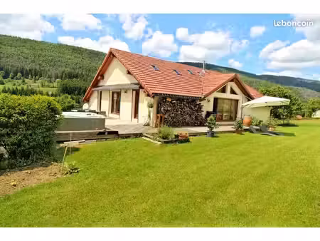 ferme 7 pièces 303 m²