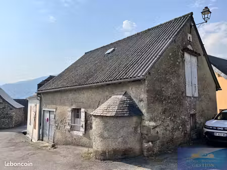 grange 2 pièces 75 m²