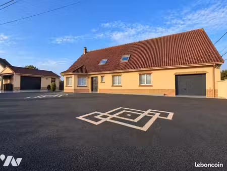 pavillon 7 pièces 235 m²