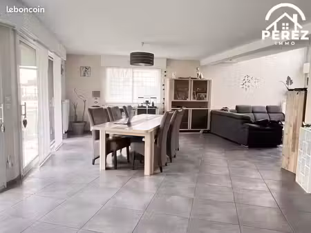 propriété 6 pièces 160 m²