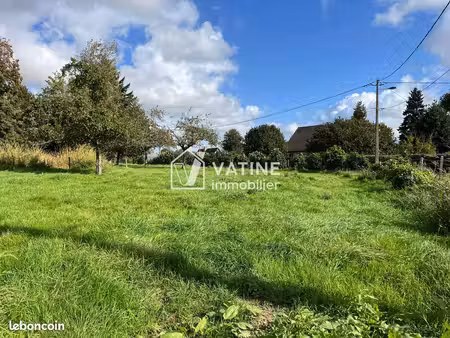 terrain 1408 m² angiens