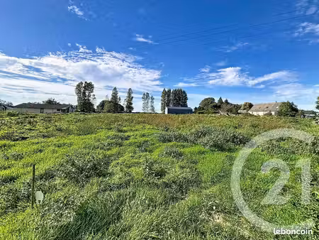 terrain 1 008 m² valmont
