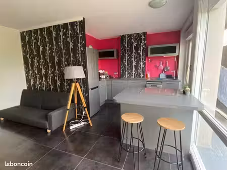 appartement 2 pièces proche unilassale neoma université