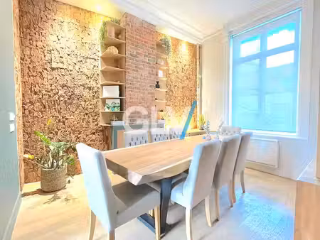 maison 7 pièces 220 m²