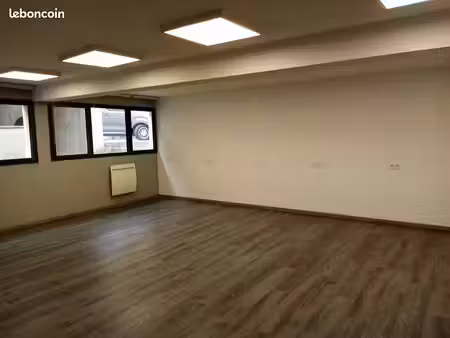 bureau 41m²