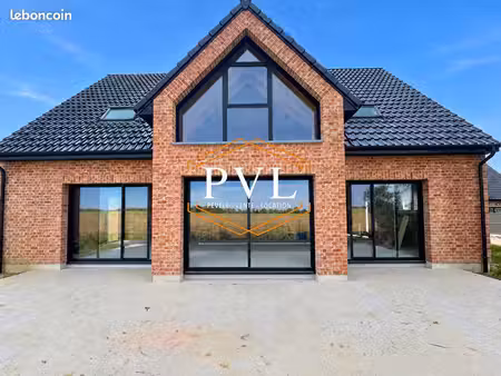 maison 7 pièces 180 m²