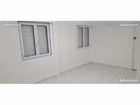 local commercial