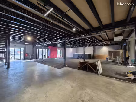 local commercial 150 m² saint-estève