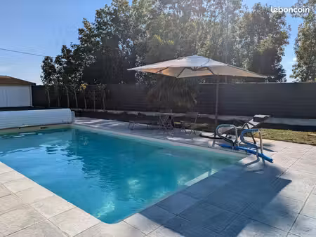 maison sans vis à vis avec piscine