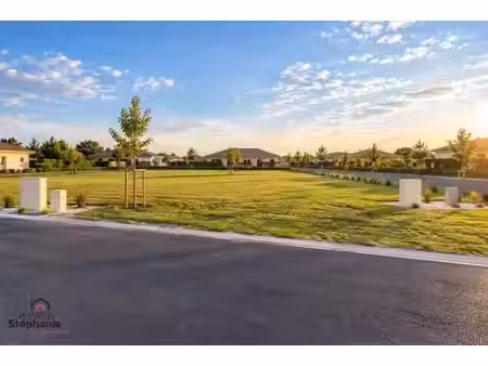 vente terrain 544 m² à nouzilly (37380)  55 000 €