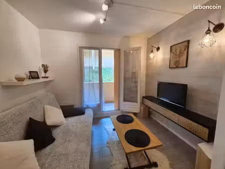 vend studio chaleureux rénové