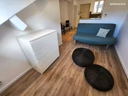 studio 20 m² – centre-ville – vendu loué – 8 3 % brut