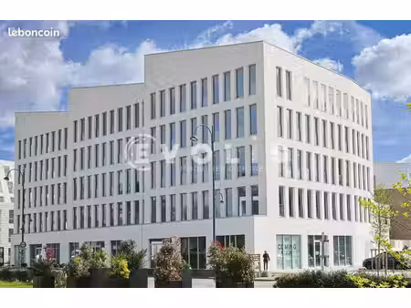 bureau 321 m²