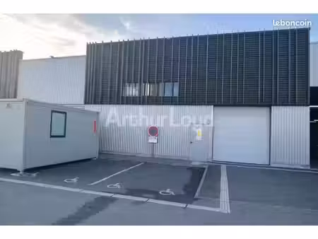 local industriel 410 m²