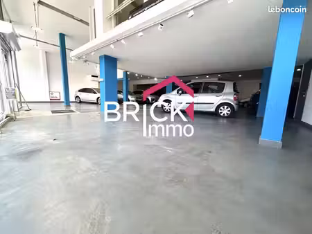 local commercial 703 m² valenciennes