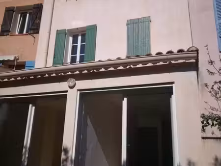 immeuble 195 m² cuers