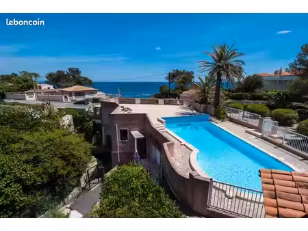 grand loft 2 appartements  piscine et mer