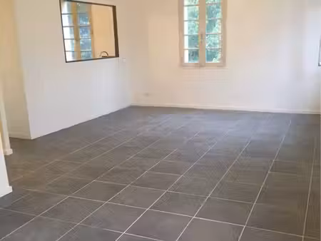 ? à louer – superbe t4 lumineux de 90 m² avec jardin et garage ?