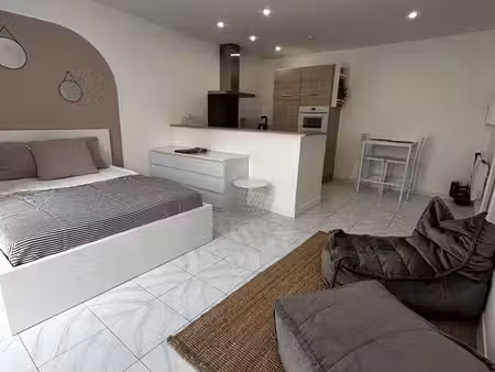 à louer – t1 meublé rénové – 30 m² – pamiers centre