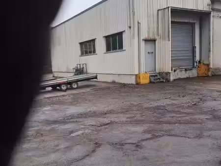 hangar industriel