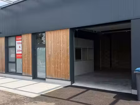 local activité stockage entrepôt 100m2