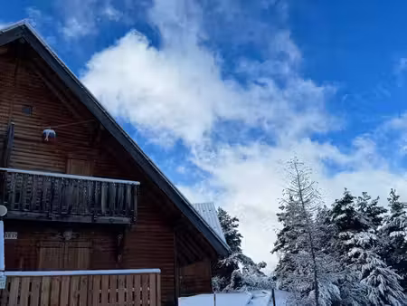 chalet mitoyen piscine sauna en station de ski