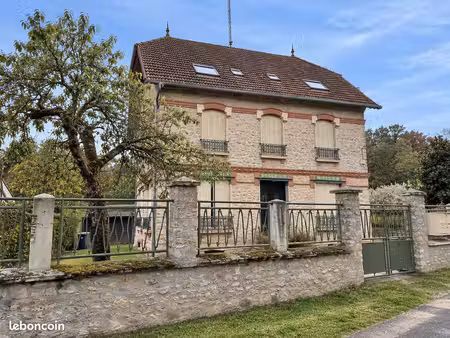 immeuble 182 m² boigneville