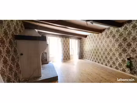 opportunité: appartement à rénover avec terrasse