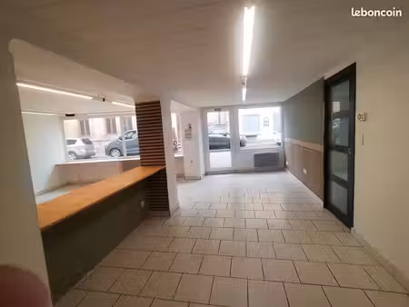 local commercial - belle visibilité