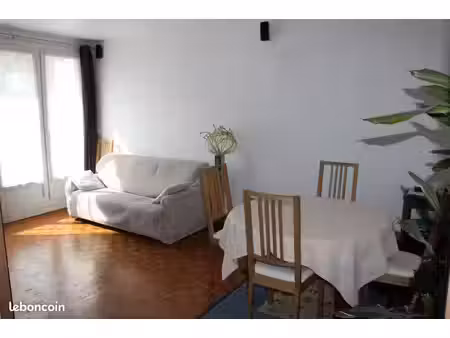 centre-ville 3 pièces 56m² - chauffage et eau inclus