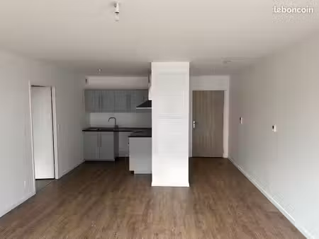 appartement t2 proche gare comines
